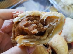 -白玉兰食品甜凤店(合生汇店)