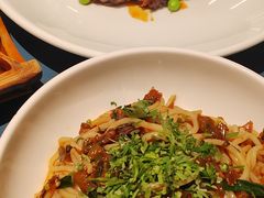 -一坐一忘云南菜(嘉里中心店)