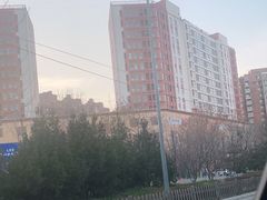 -华冠折扣超市(长阳店)