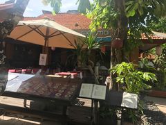 -Mai Mai Restaurant