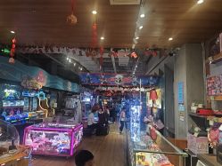 -探奇乐园蹦床公园(日月广场店)