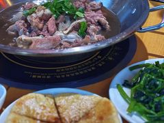 -大众跷脚牛肉馆·非遗传承单位(峨眉山店)