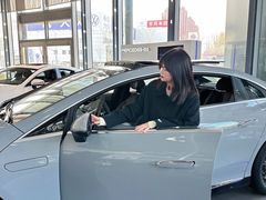 -宁波之星奔驰4S店(海曙店)