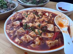 -大众跷脚牛肉馆·非遗传承单位(峨眉山店)