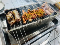-喜悦小串丹东小黄牛海鲜烧烤大排档(民主广场店)