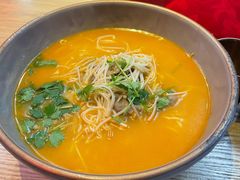 -哇蛙牛功夫面渝都料理(龙阳广场店)