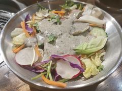 -明洞阿姨·韩式酱蟹烤肉·创意料理(三元桥店)