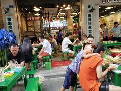 -巷子里头麻辣烫火锅串串(温江店)
