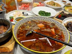 -荷塘秋月·本帮江浙菜(国权路店)