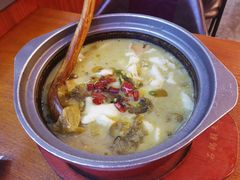 -周鱼小馆石锅酸菜鱼(活力汇店)