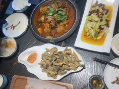 -壹号院音乐餐厅•烤全羊•新疆菜(浐灞店)
