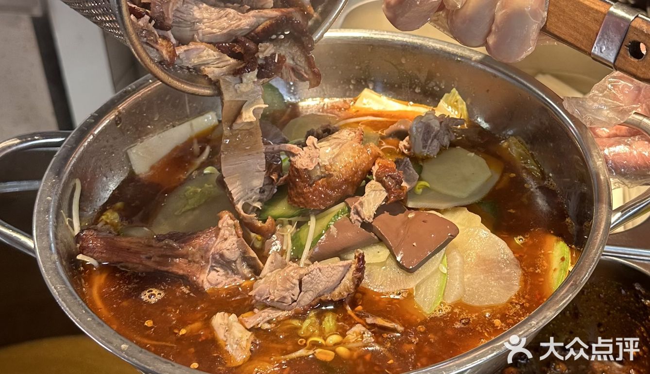 成都人出来解释下，秋冬最爱款…