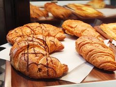 -星巴克(港汇1号办公楼店)
