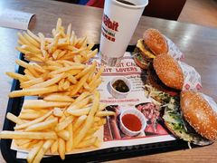 -The Habit Burger Grill 哈比特汉堡(复兴soho店)
