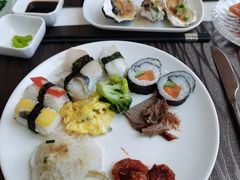 -天际餐厅(广州珠江新城假日酒店)