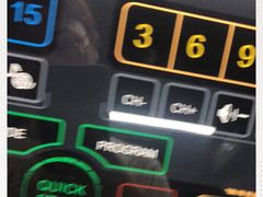 -坚果健身24小时工作室(定西路店)