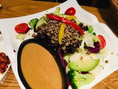 牛油果藜麦色拉-千寻烧肉(政务区店)