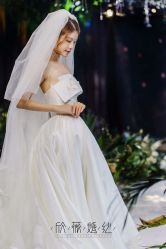 -欣薇婚纱(新源乐汇城店)
