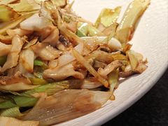 -五谷丰登农家院·地道胶东菜·海鲜烧烤(威海店)