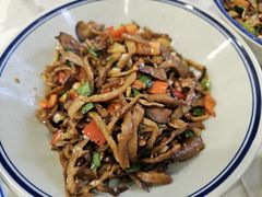 烟笋腊肉钵-新新湘菜馆(新中街二条店)
