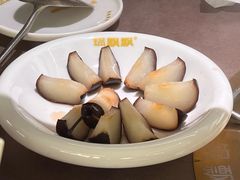 -锅飘飘·东北铁锅炖(雨花客厅店)