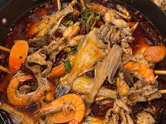 -鸿顺老铁锅美蛙鱼府(解放碑店)