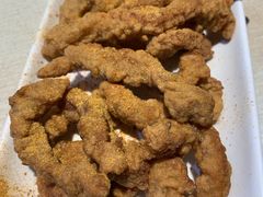 -爆炸头阿姨小四川正宗川味小吃(无任何分店)