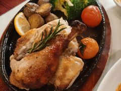 -WOLFGANG PUCK KITCHEN & BAR(迪士尼小镇店)