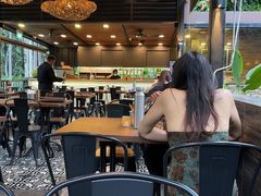 -植物园哈利亚餐厅