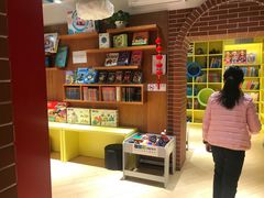 -新华书店(永安路店)