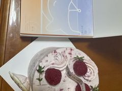 -山与蓝·轻糖鲜果蛋糕(勒泰店)
