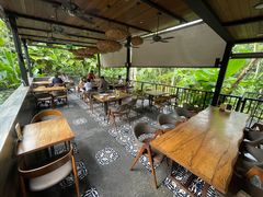 -植物园哈利亚餐厅