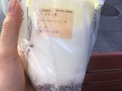 -我是酸奶君(壹方城店)