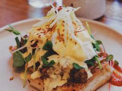 -FLOVIE FLORIST CAFE