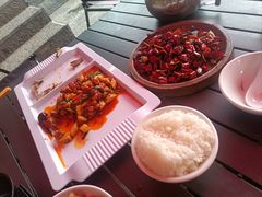 -隔壁老王·家常云南菜(花巷店)