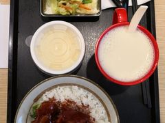 红运猪软骨饭-永和大王(广渠店)