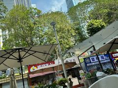 -必胜客(WOW中心城店)