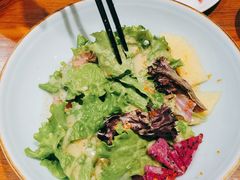 牛油果蔬沙拉-渔家风味·鲅鱼水饺·央视展播·海鲜天津菜(开发区店)