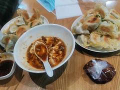 -三好食堂(煎饺·馄饨·肉饼米线·盛世广场店)