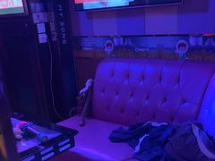 -唱吧麦颂KTV(松江五龙商业广场店)