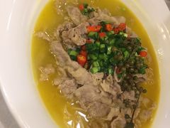酸汤肥牛-小土豆北方菜馆(方庄店)