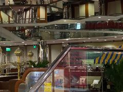 -燕山大酒店