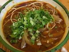 -拈签一笑黄牛肉辣卤串串