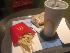 -麦当劳(新洲南路店)