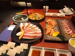 -山之屋炭火烧肉·生啤畅饮(大朗万科中央公园店)