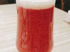 草莓火龙果优酪奶盖-必胜客(大东海店)
