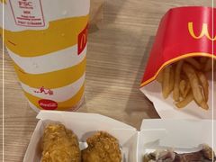 -麦当劳(星光行店)