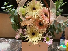 -臻儿屿月子会所(茶山店)