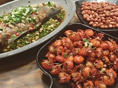 -巴厘龙虾·榜首油焖大虾(音乐学院·沿江酒馆店)