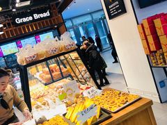 面包甜点陈列柜-格瑞思动物奶油生日蛋糕(圆融店)